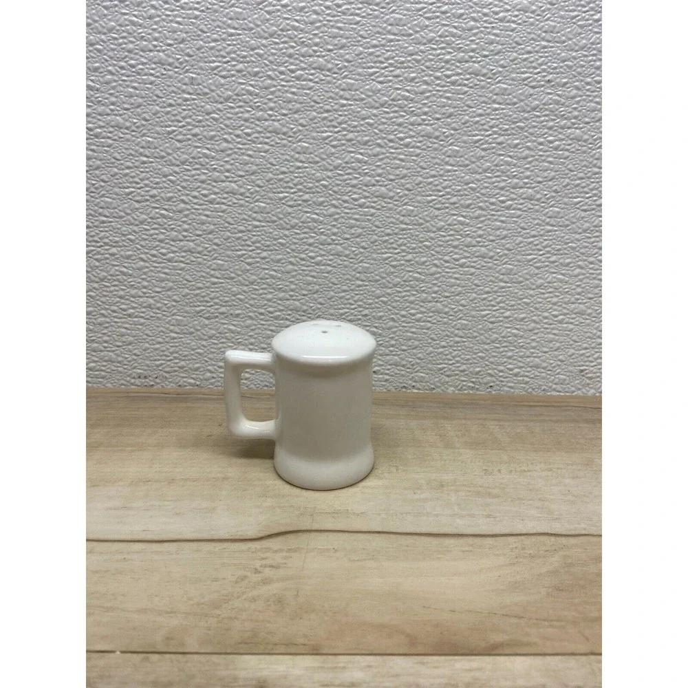 Vintage Dont Mess With Texas White Salt Shaker Travel Souvenir